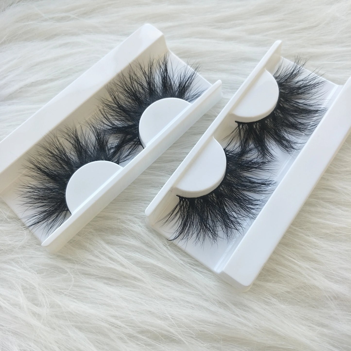 For Maynice High Quality 3D Mink Eyelashes 25mm Custom Packaging Box with Private Label Made from Quality Fur Material-1